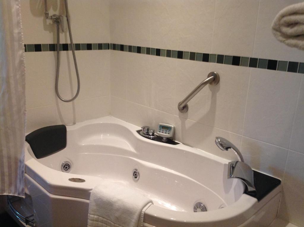 Wellington Park Hotel Leyland Room photo